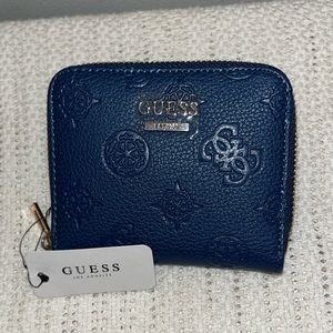 COPY - NWT Guess Wallet